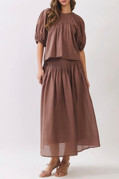 Pintuck Puff Sleeve Top (Brown)