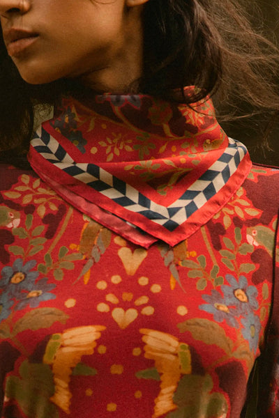 Scarf (Birds Of a Feather Maroon)