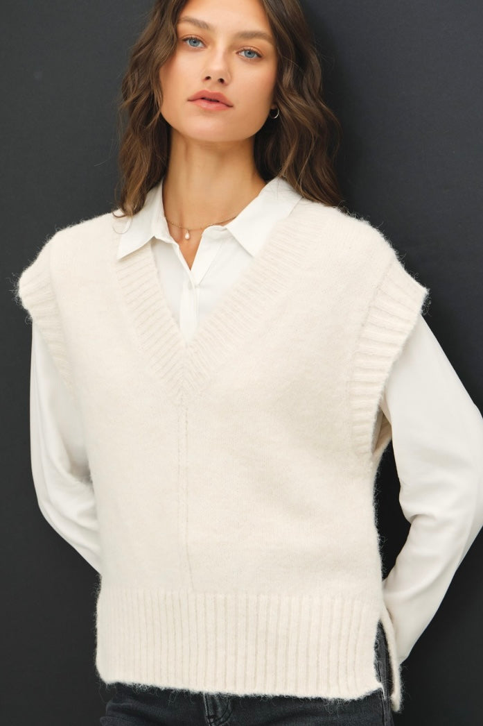 V-Neck Sweater Vest Cream