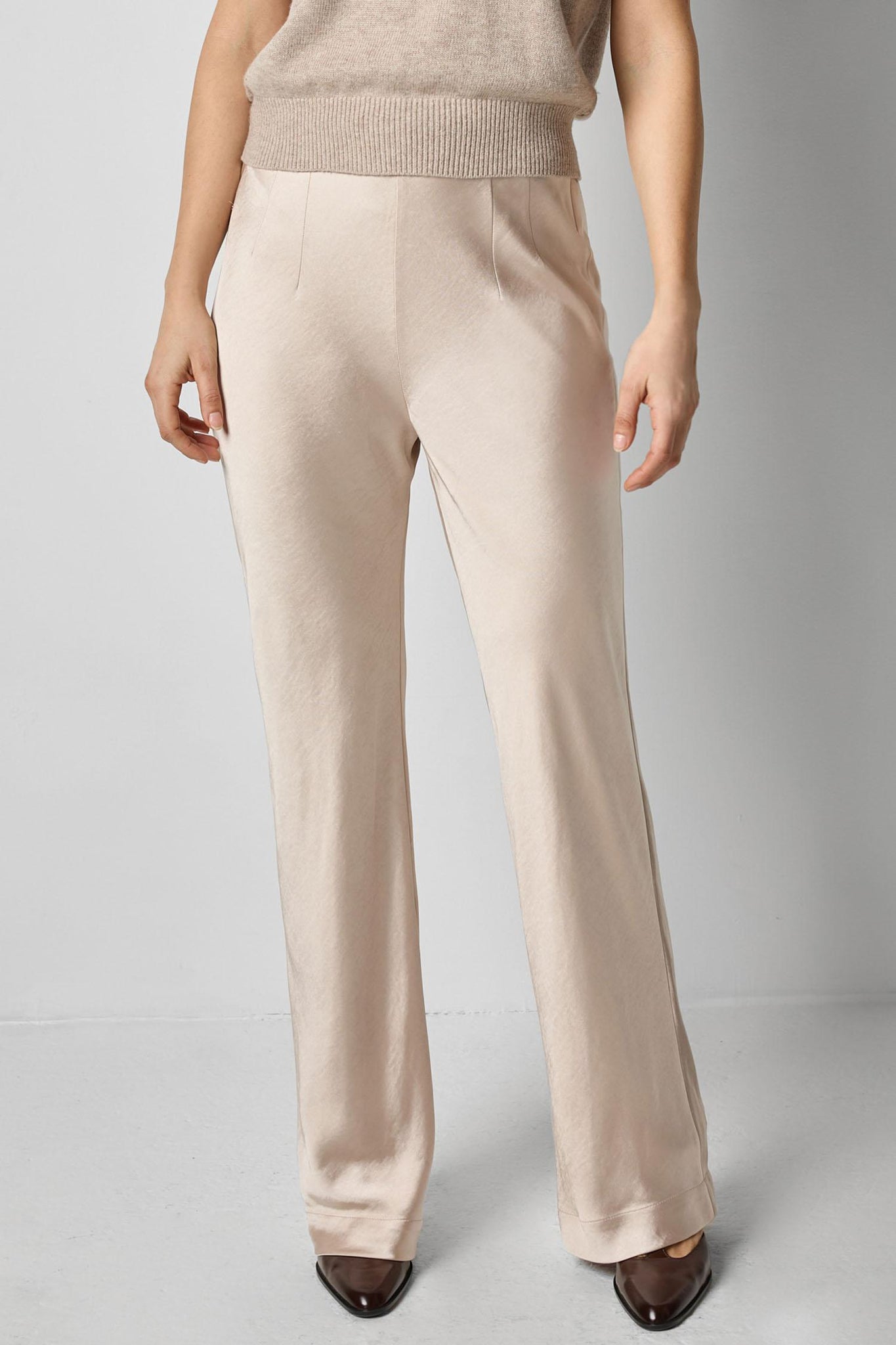 Satin Clean Front Pant
